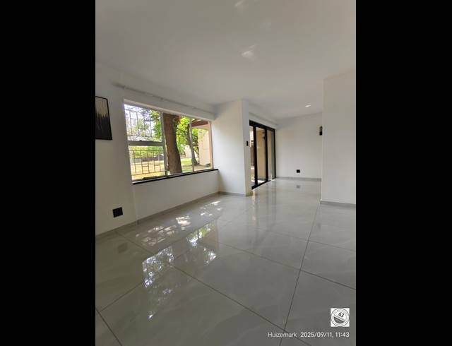 3 BEDROOM FLAT FOR SALE IN SASOLBURG EXT 2